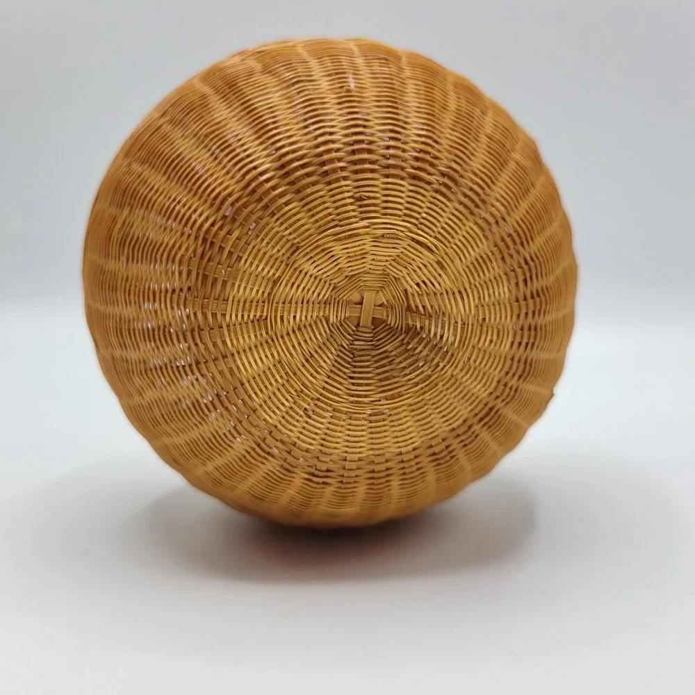 Vintage Apple Shaped Fine Straw Basket Small Woven Wicker Teacher Shelf Decor 4